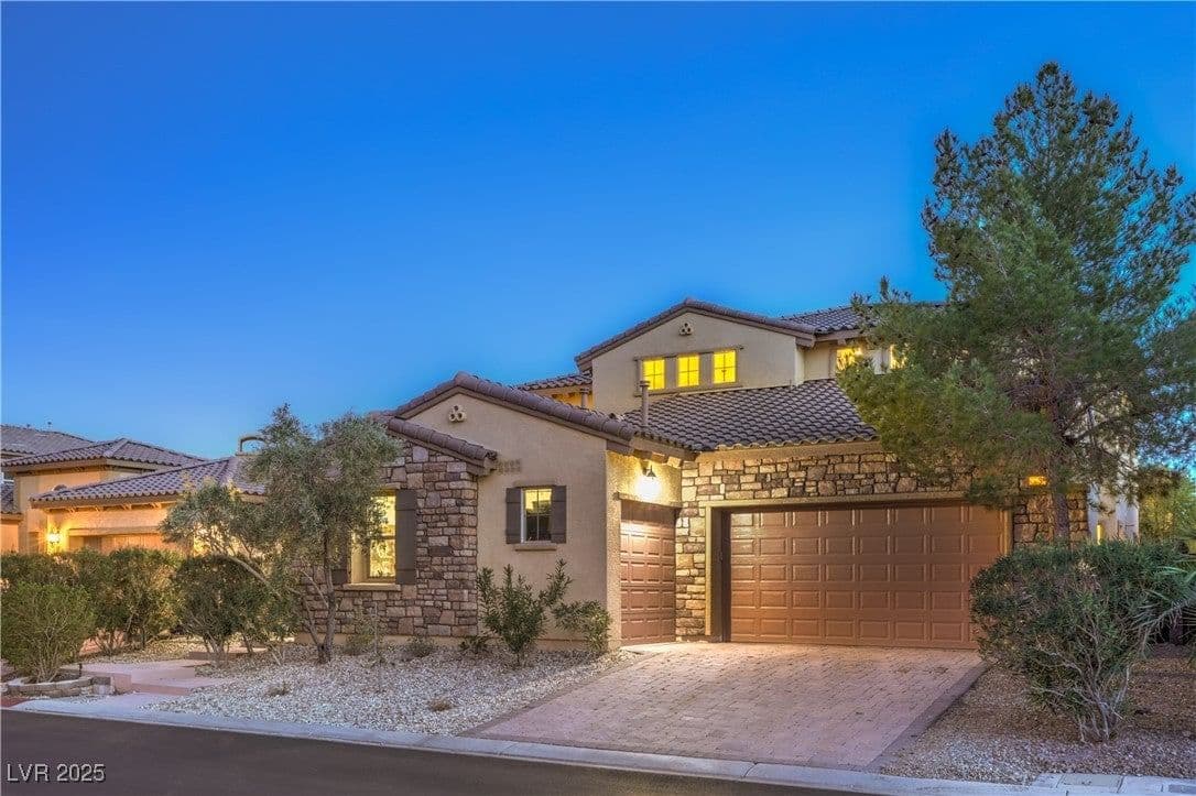 79 Rezzonico Drive photo 2