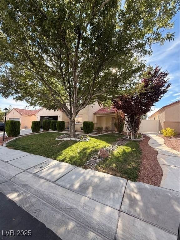 6643 Montezuma Castle Lane photo 2