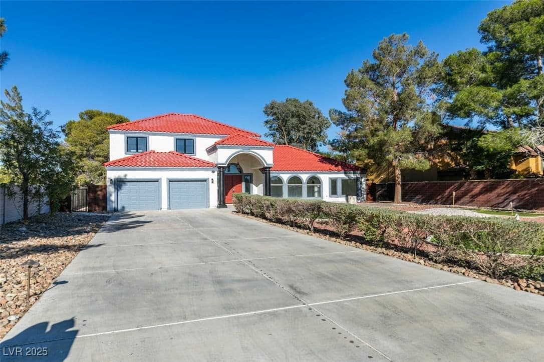 7040 OBANNON Drive photo 3