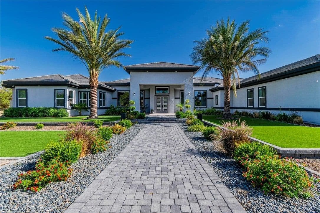6731 Via Provenza Avenue photo 3