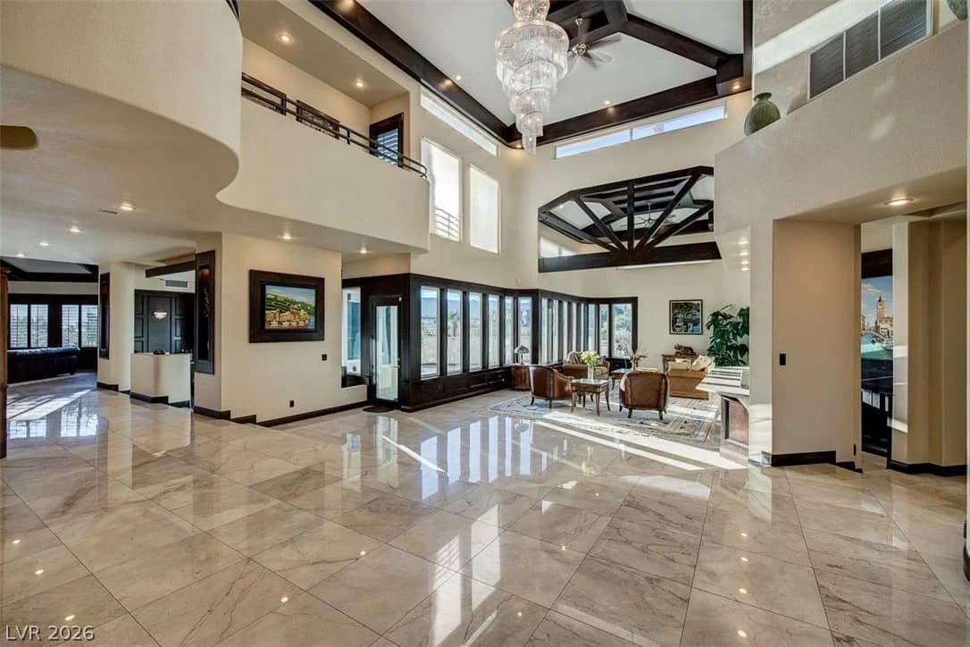 4927 Spanish Heights Drive photo 5