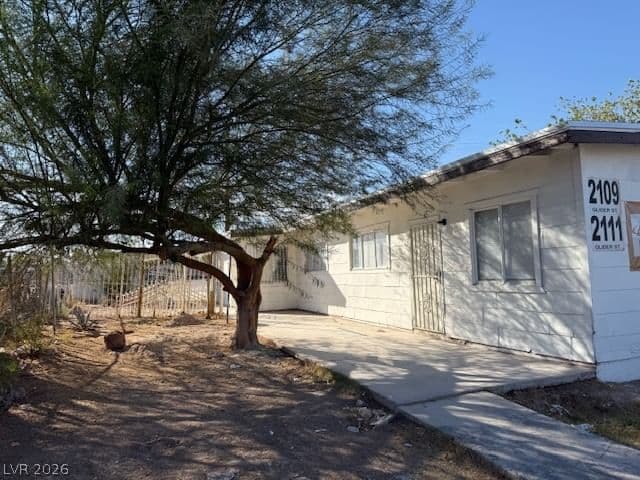2109 Glider Street photo 2