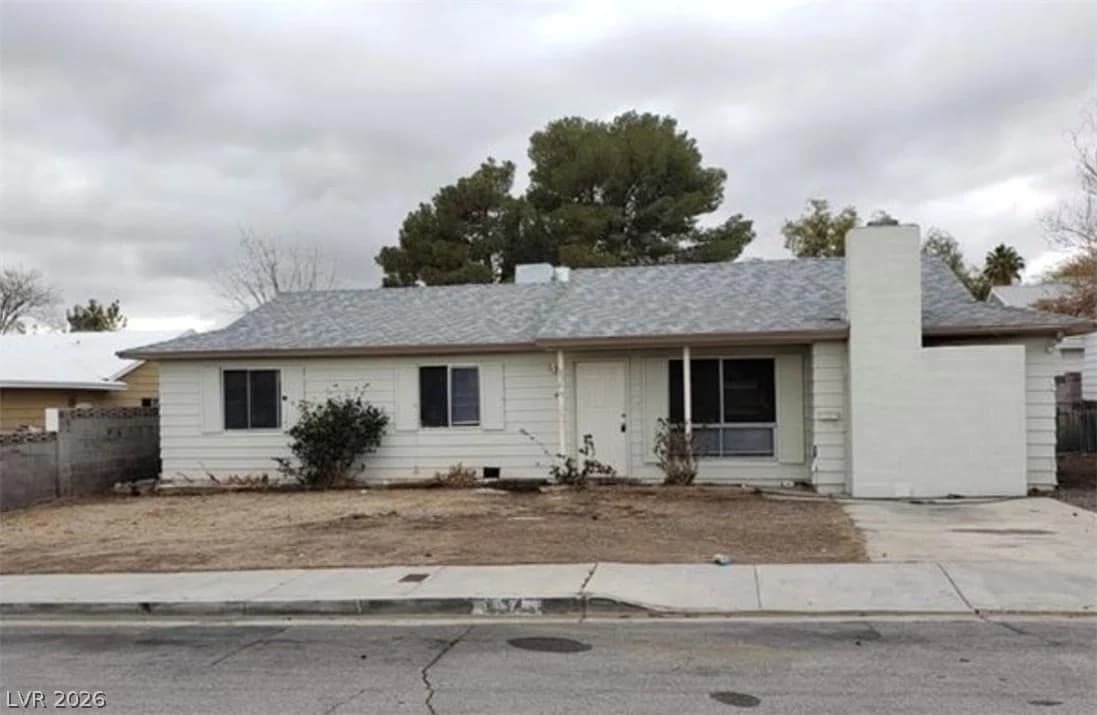834 Benita Place