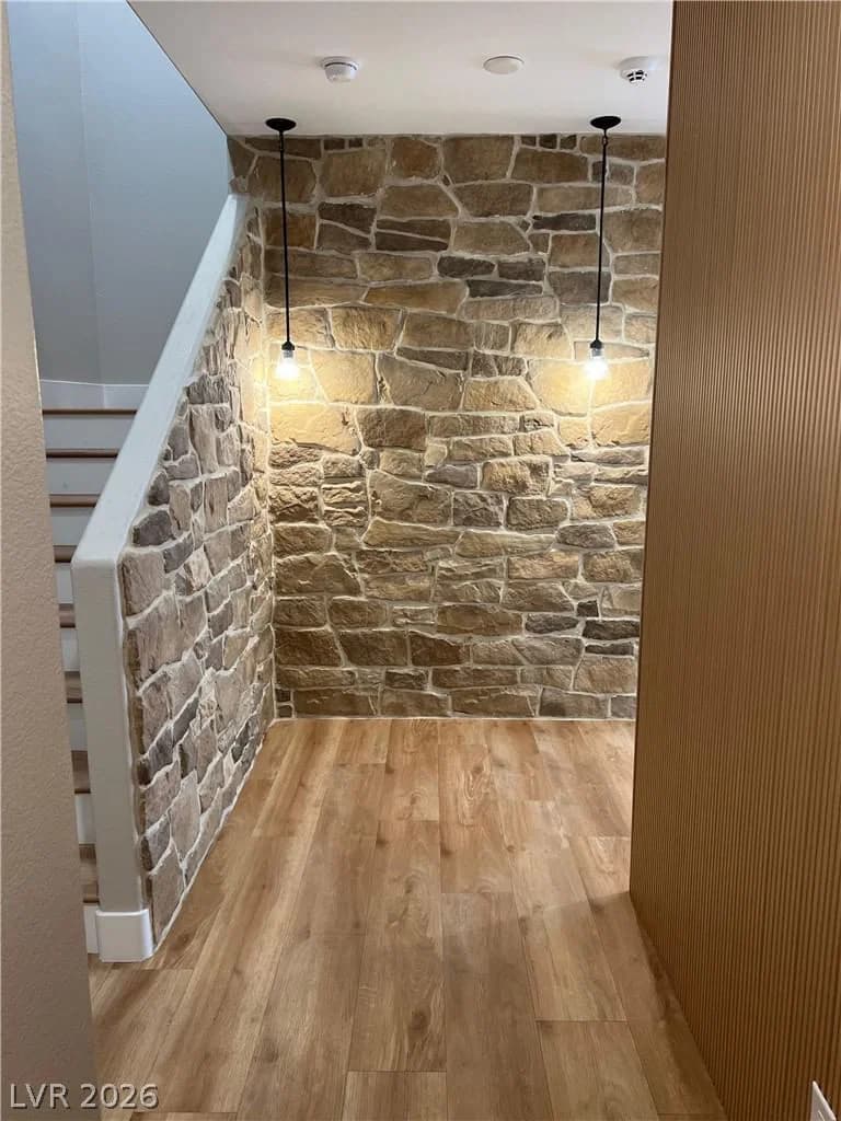 4528 Pointleaf Street photo 2