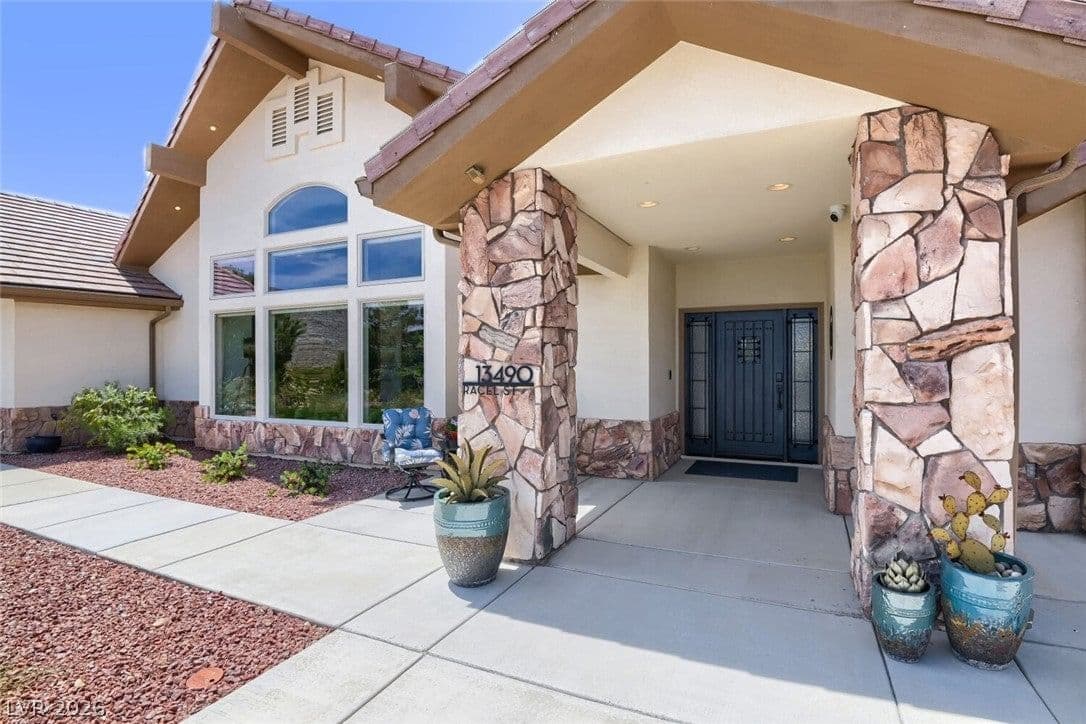 13490 Racel Street photo 3