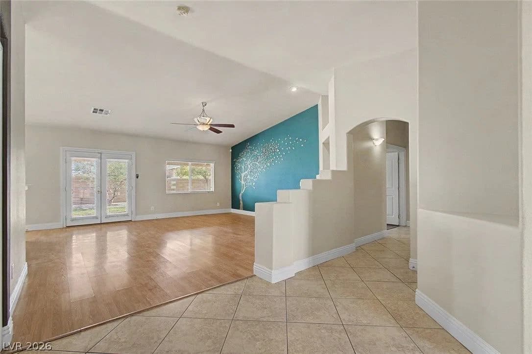 3421 Amish Avenue photo 4