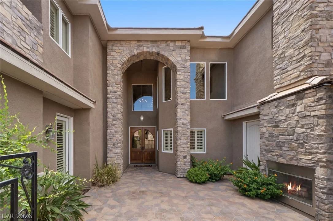 206 Levi Avenue photo 4