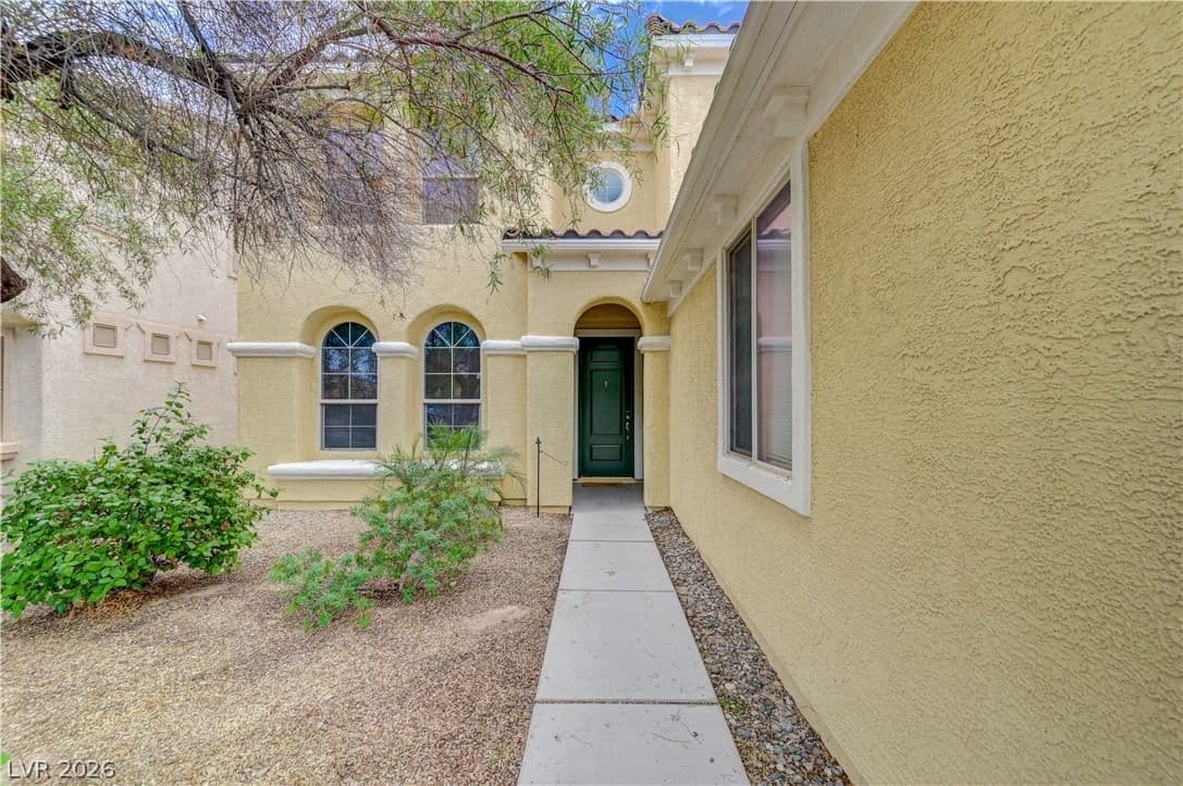 1812 La Calera Avenue photo 3