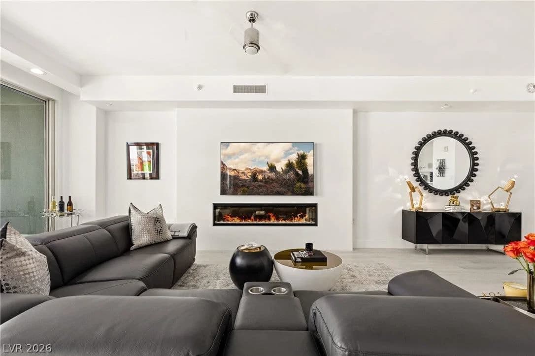 9103 Alta Drive photo 4
