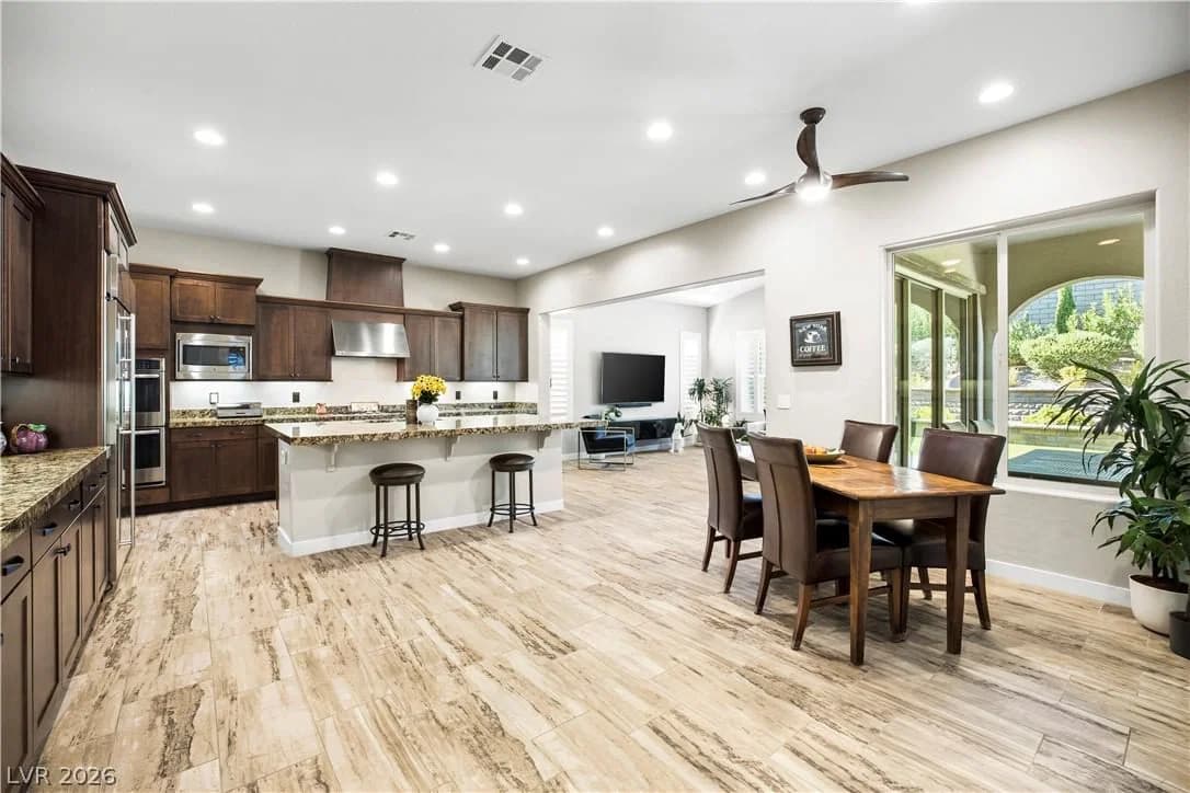12118 Cabo Rojo Avenue photo 4