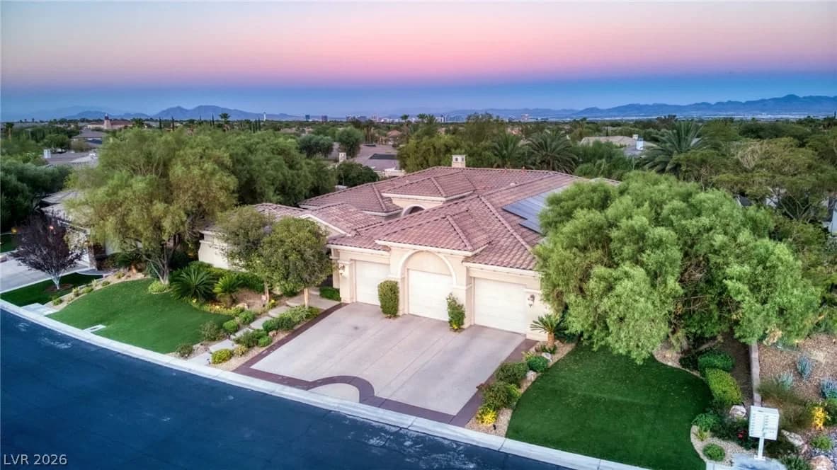 10925 Iris Canyon Lane photo 3