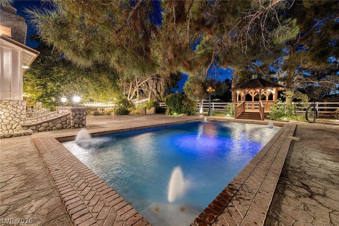 8213 Rancho Destino Road photo 4