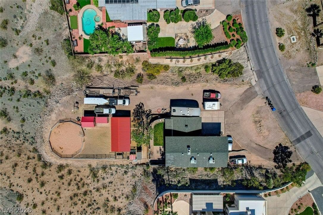 1424 Pueblo Drive photo 4