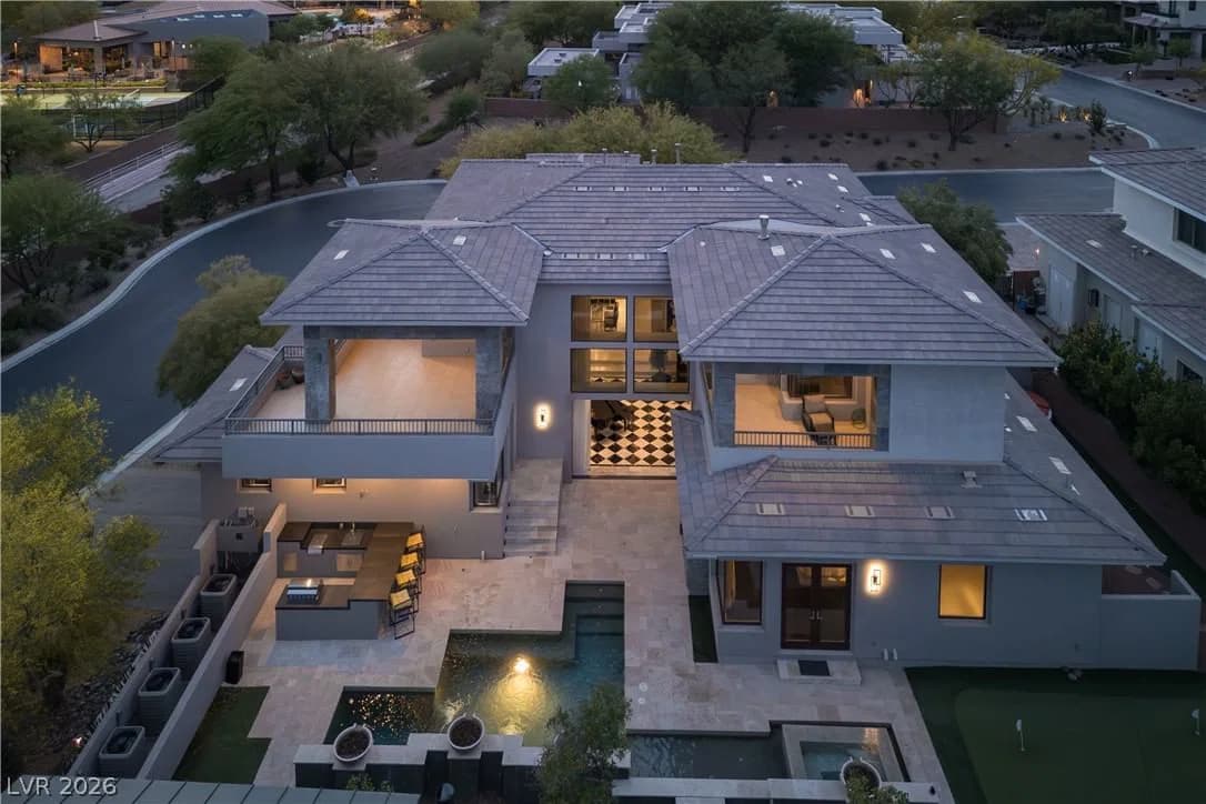 72 Wildwing Court photo 3