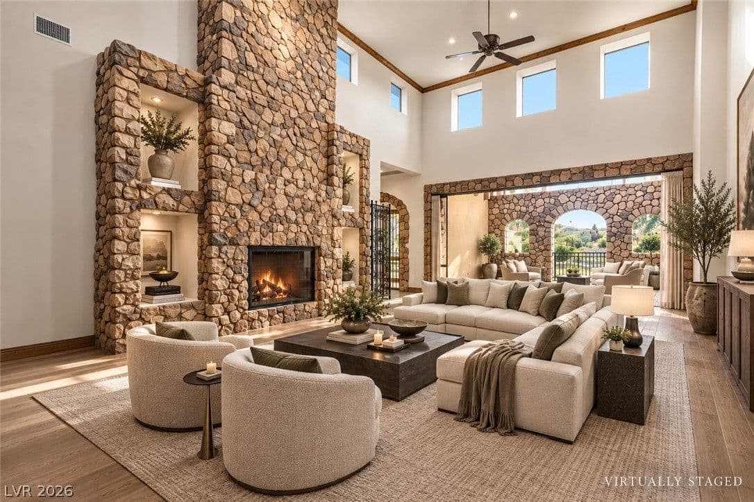 1369 Opal Valley Street photo 3