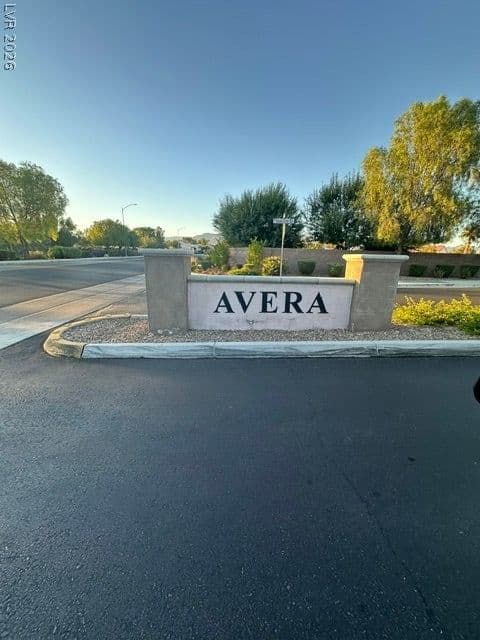 3835 Enchanted Well Avenue photo 4