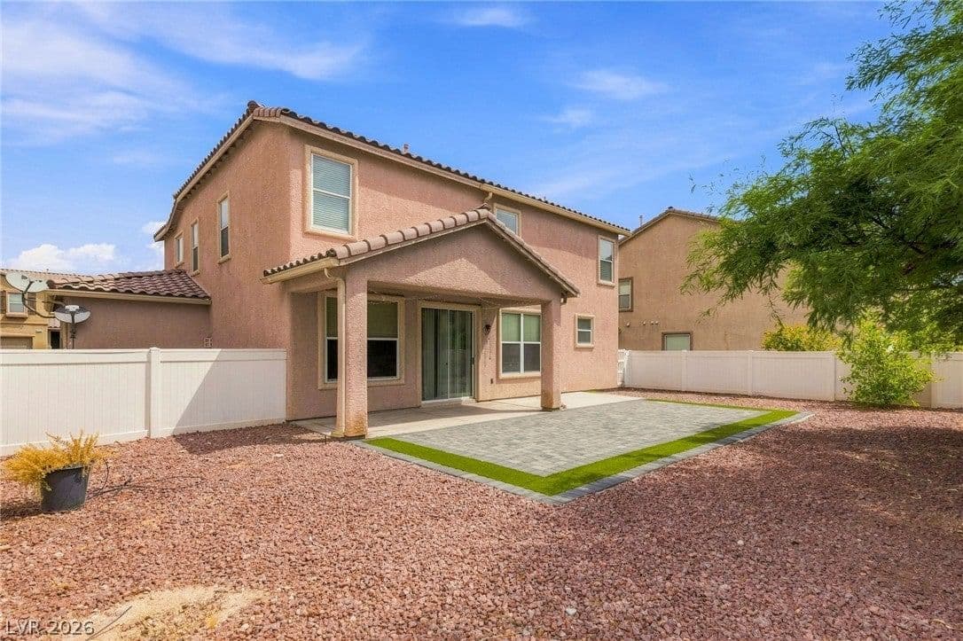 1213 High Altitude Avenue photo 3