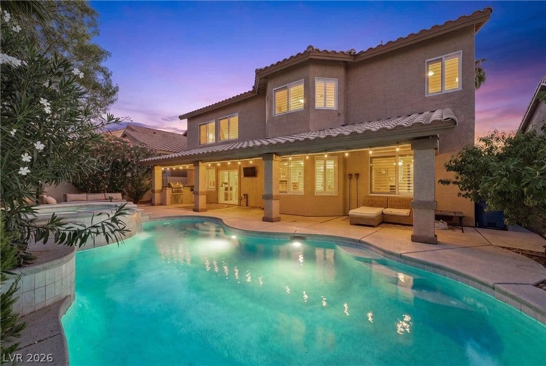 9615 Sedona Hills Court photo 2