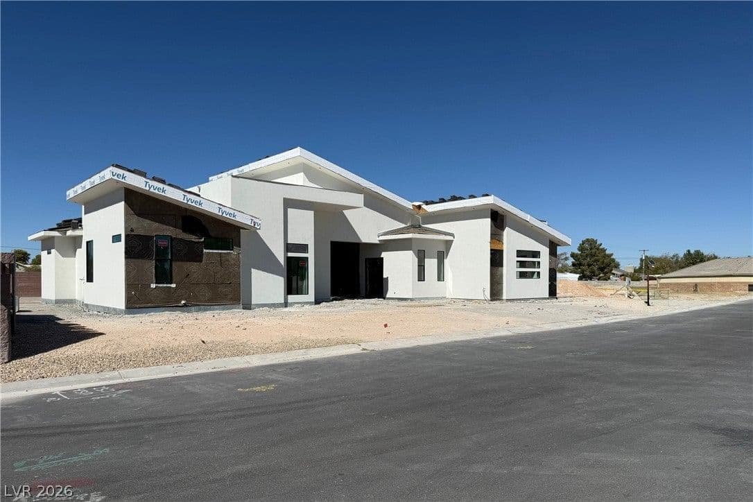 8760 Haven Street photo 5
