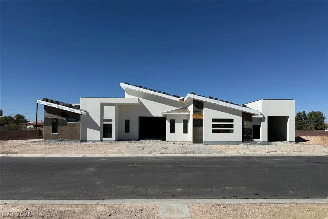 8760 Haven Street photo 3