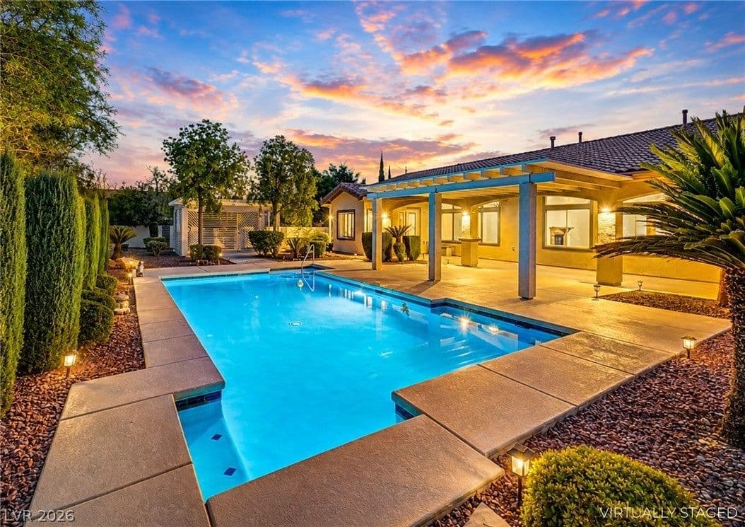7504 Via Del Mar Street photo 3