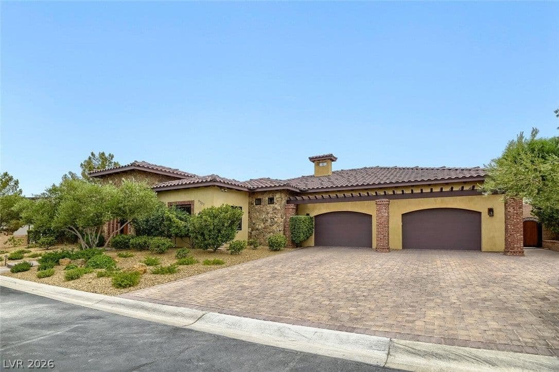 9707 Dream Brook Court photo 3