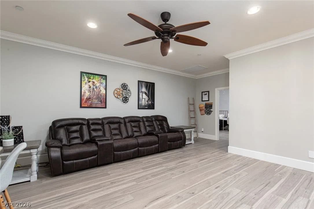1321 Red Baron Lane photo 5