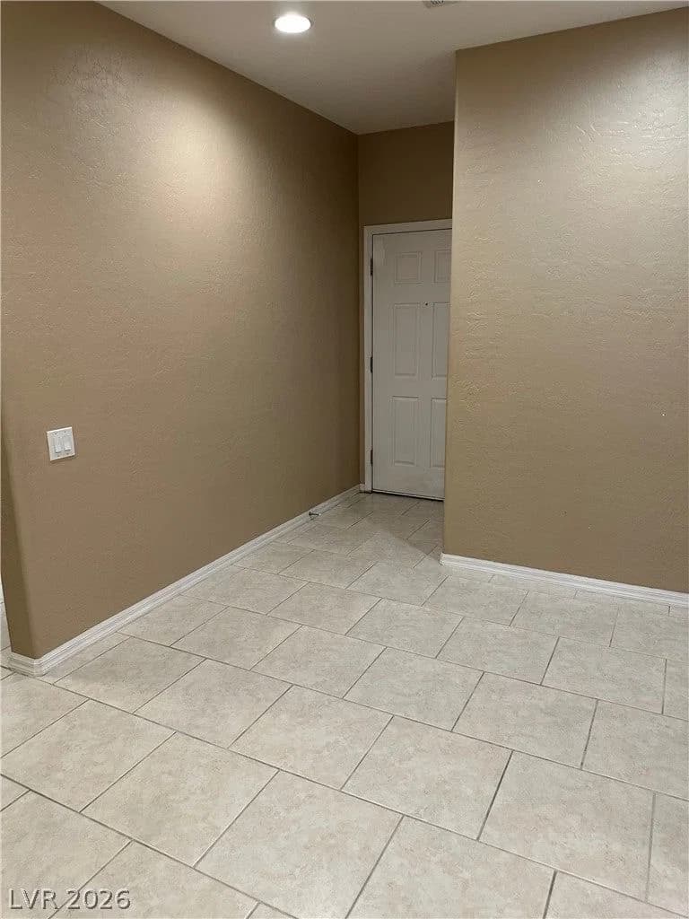 4112 GLIDING GULLS Avenue photo 5
