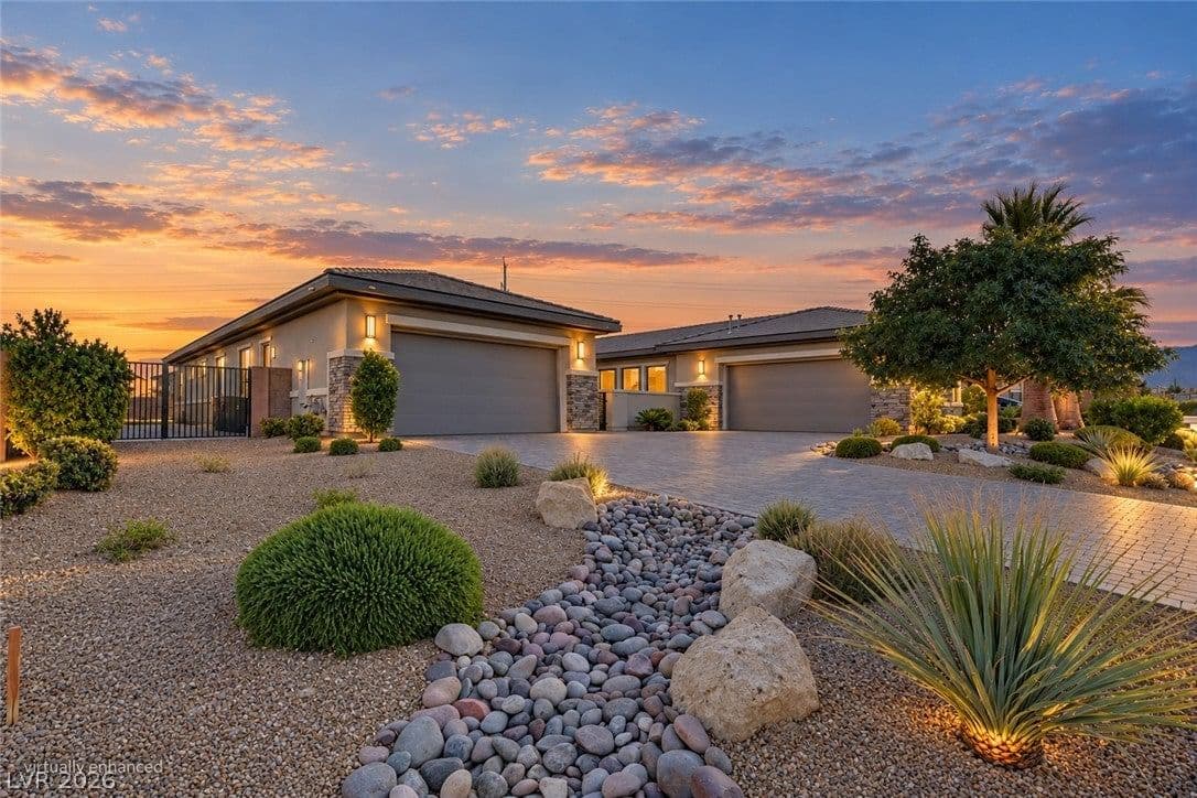 8477 Wolf Mountain Court photo 2
