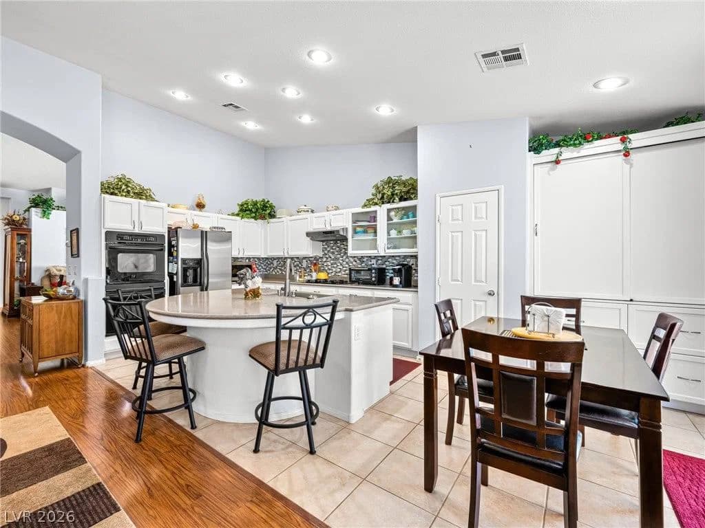 5448 Flying Arrow Place photo 4
