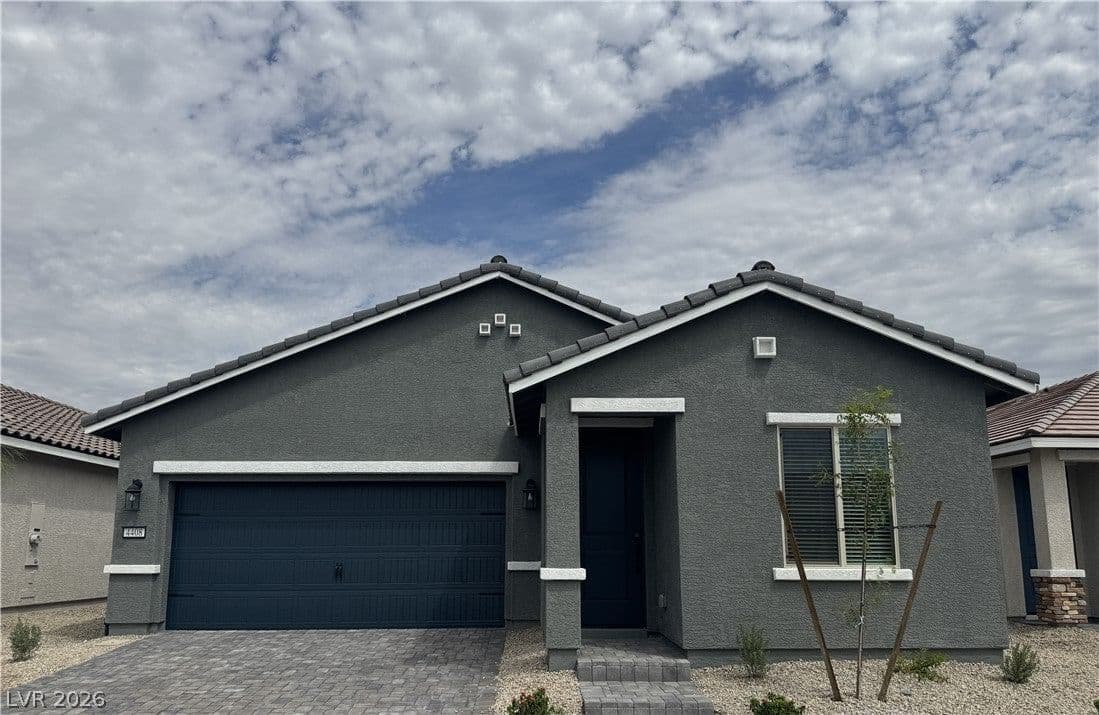 3229 Basin Desert Street