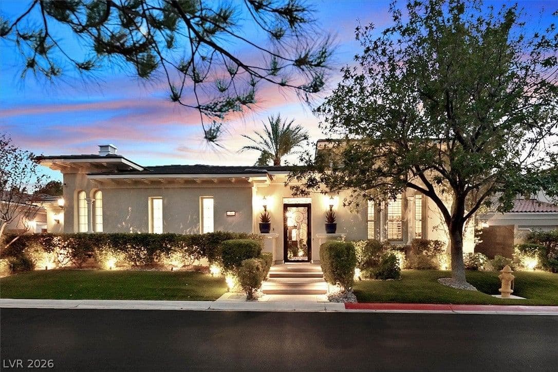 12057 OAKLAND HILLS Drive