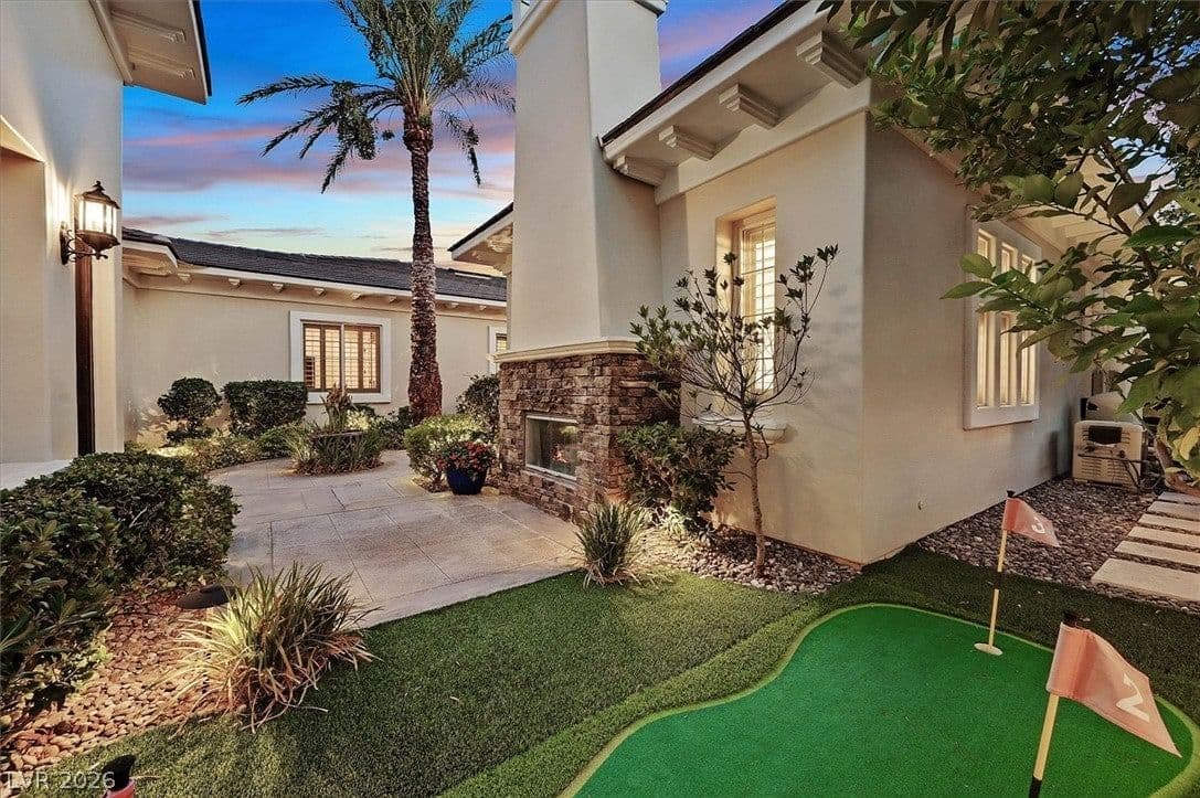 12057 OAKLAND HILLS Drive photo 5