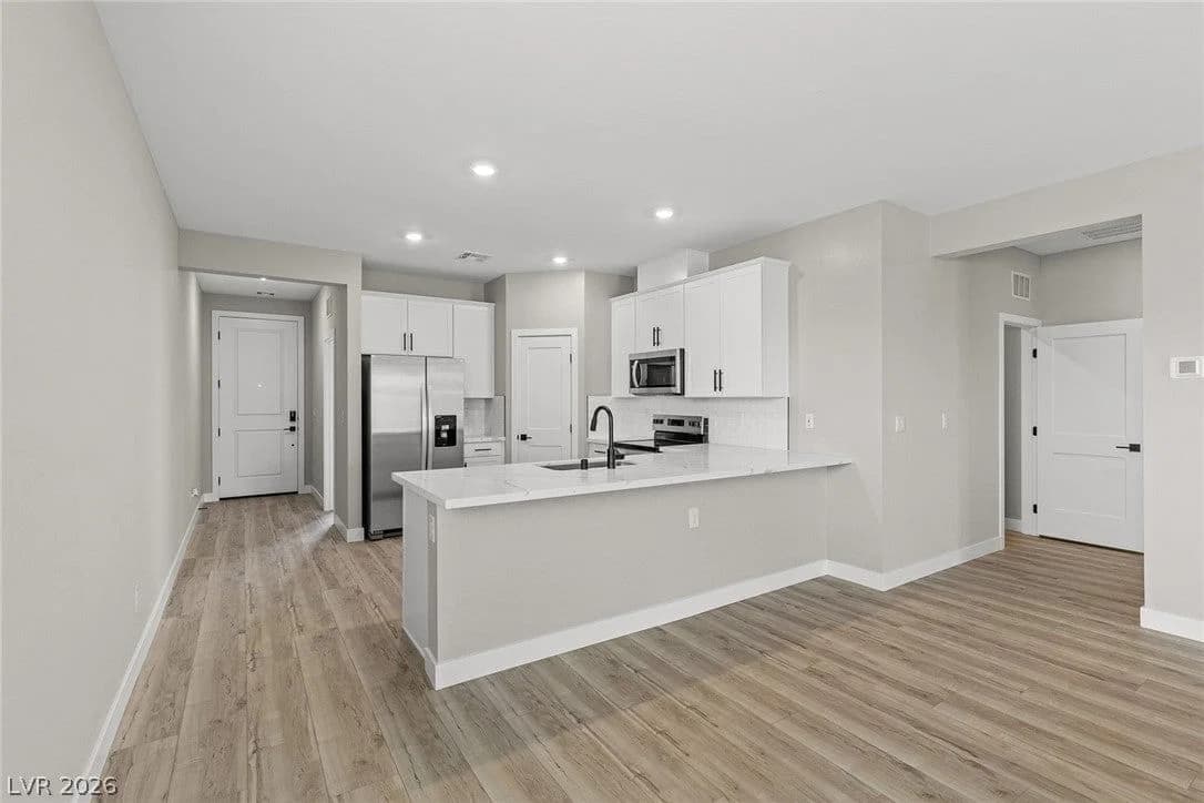 4608 Cave Lake Avenue photo 3
