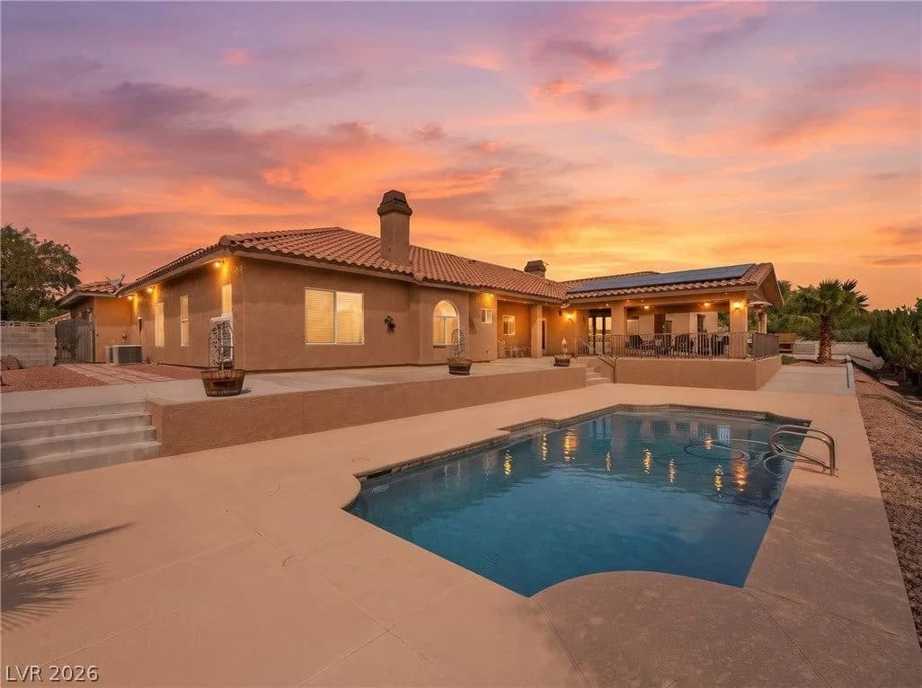 9760 Bright Angel Way photo 2