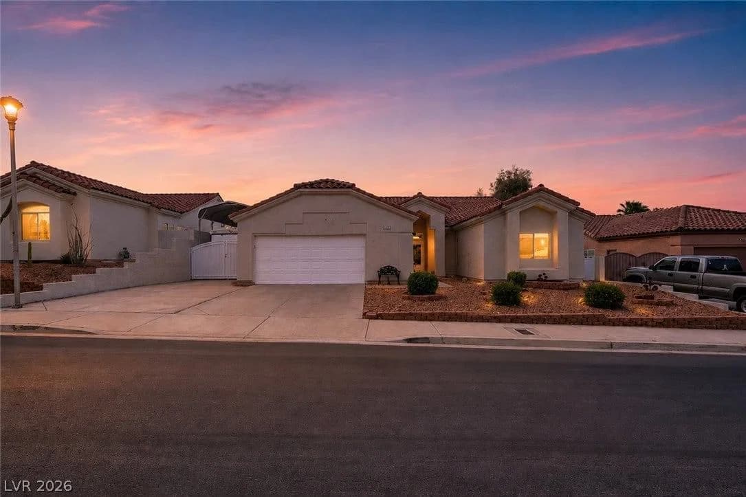 785 San Remo Way photo 2