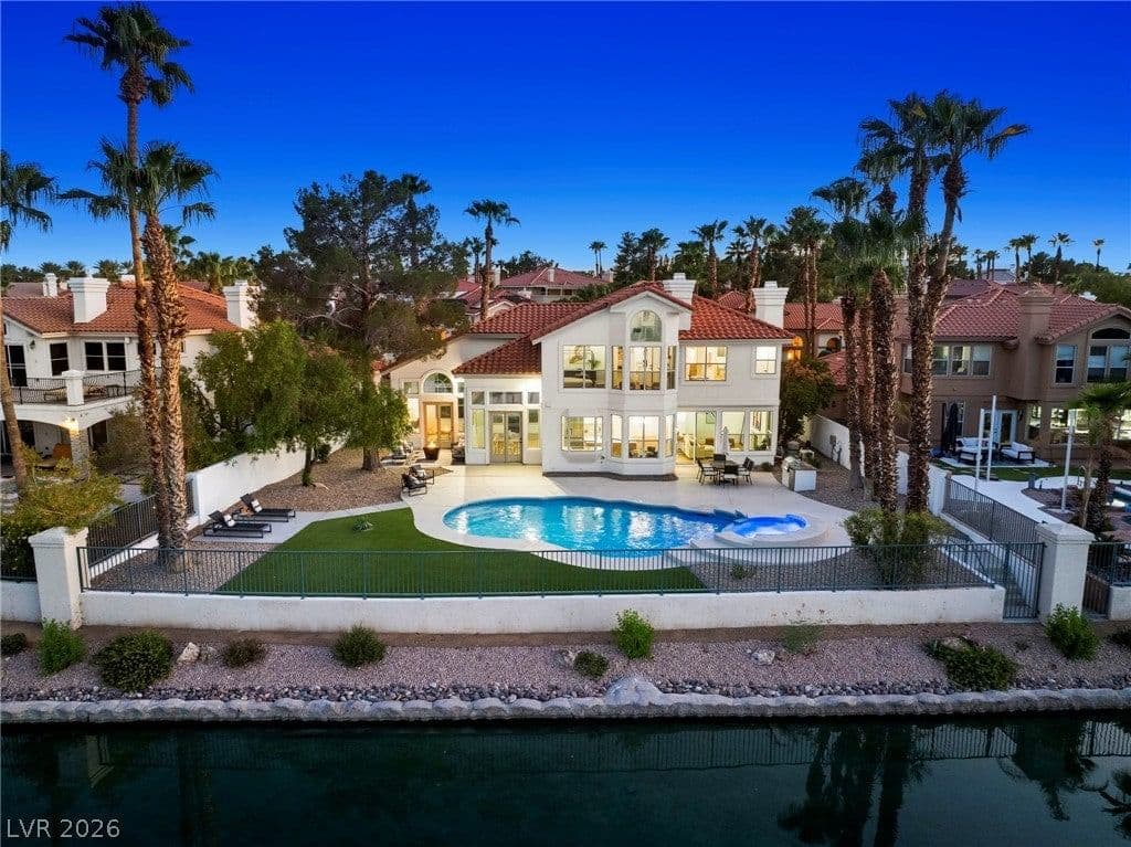 2808 Sterling Cove Drive