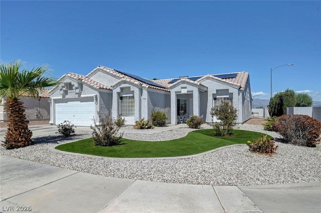 1508 Watercreek Drive photo 4