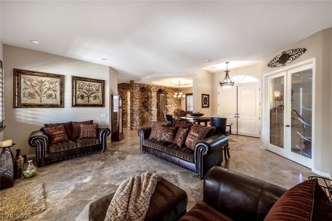 7561 Prancing Pony Court photo 3