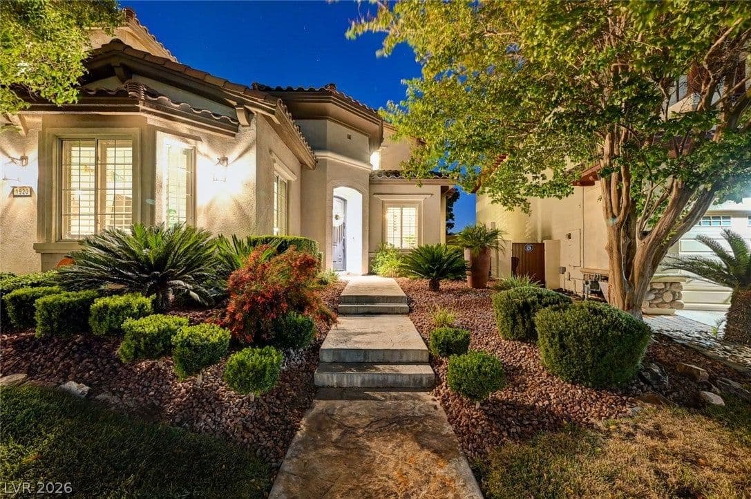 1920 Alcova Ridge Drive photo 3
