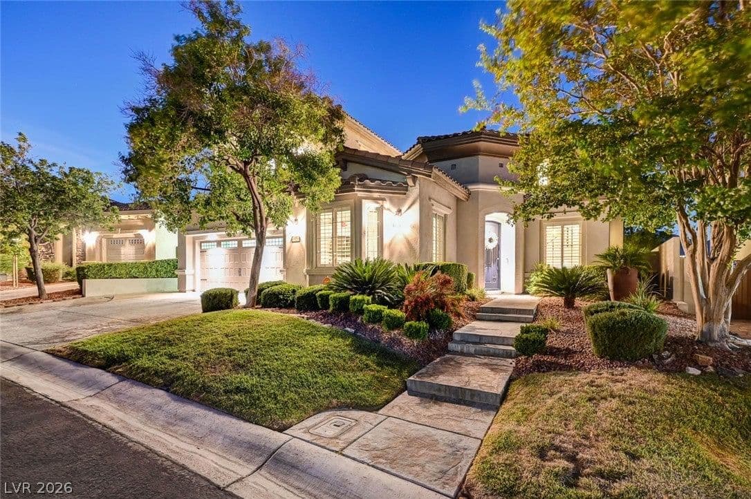 1920 Alcova Ridge Drive photo 2