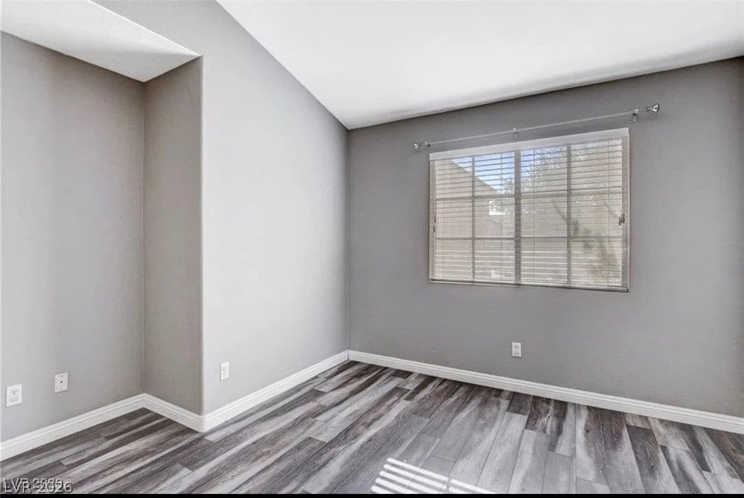 2514 Inlet Spring Avenue photo 4