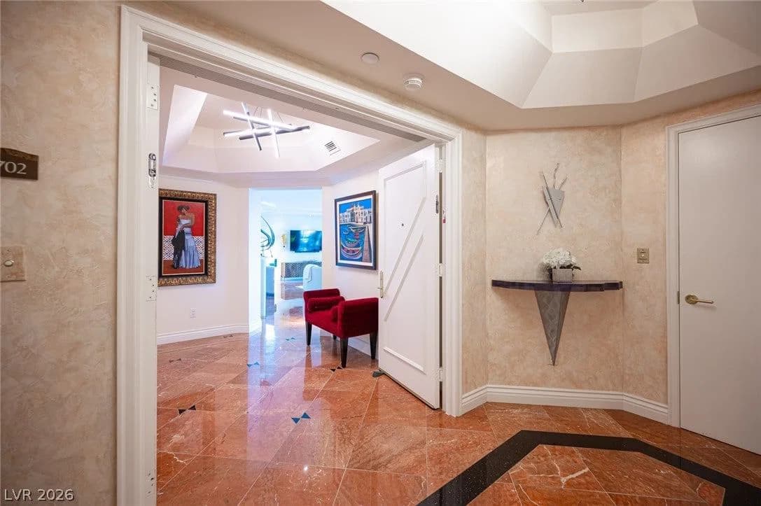 2857 Paradise Road photo 4