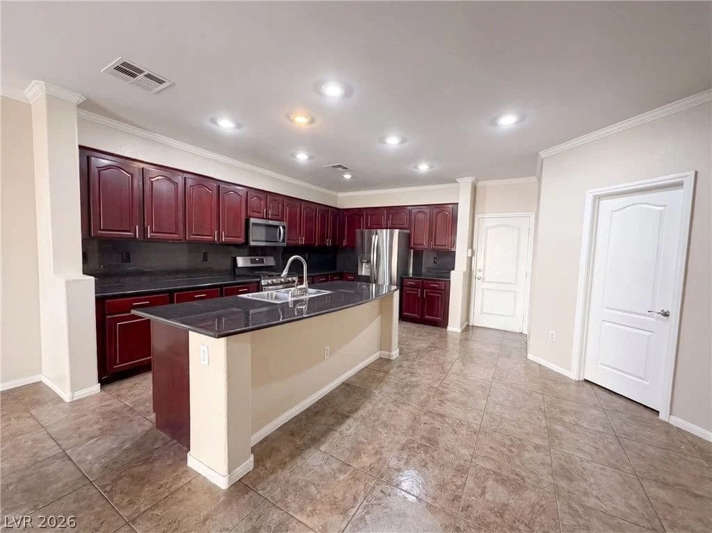 5925 Big Horn View Street photo 2