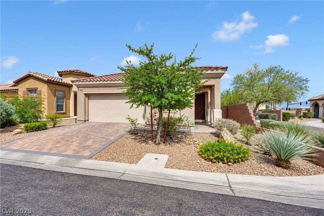 312 Casmailia Avenue photo 5