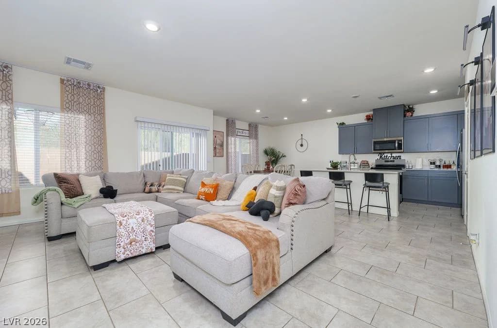 6135 Larimar Gold Street photo 3