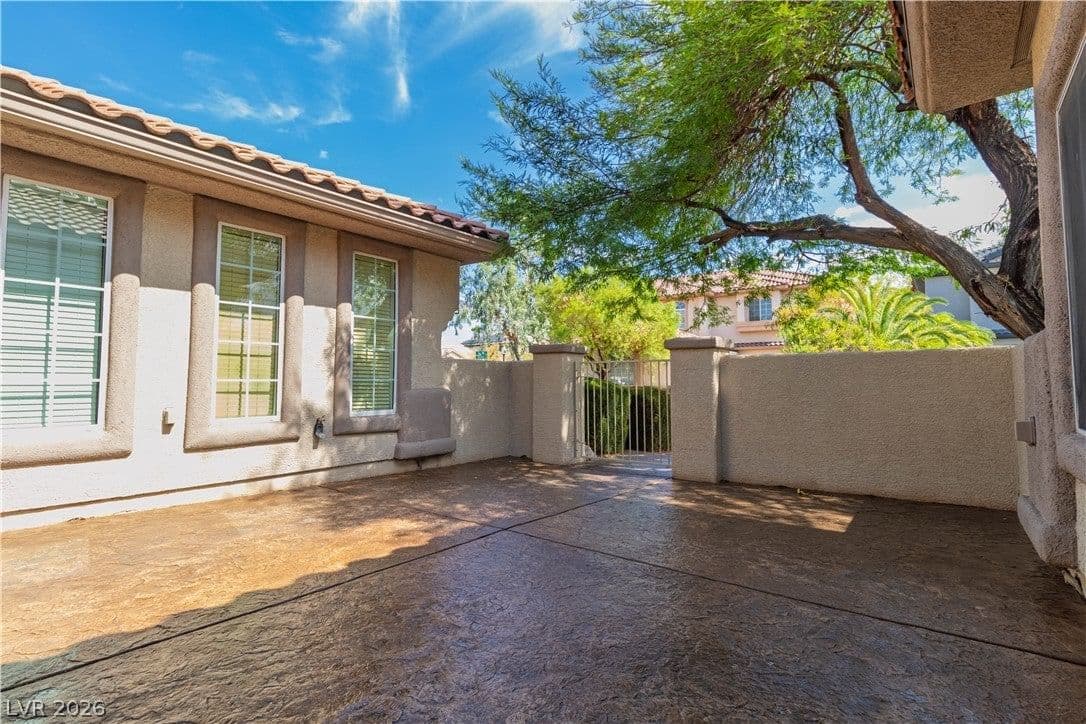 5150 Villa Dante Avenue photo 3