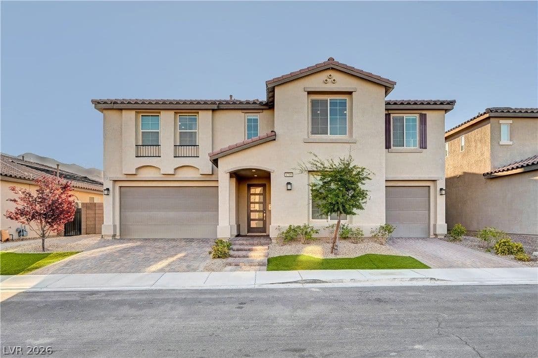 4709 Amazing View Street