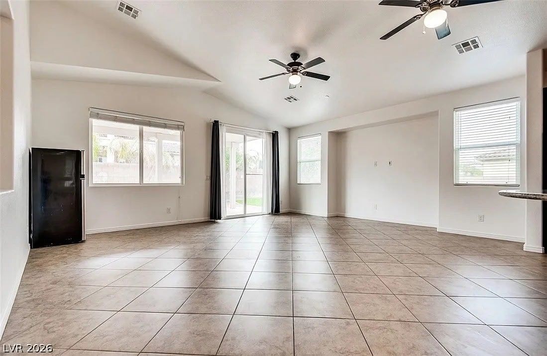 4709 Estate Ranch Street photo 4