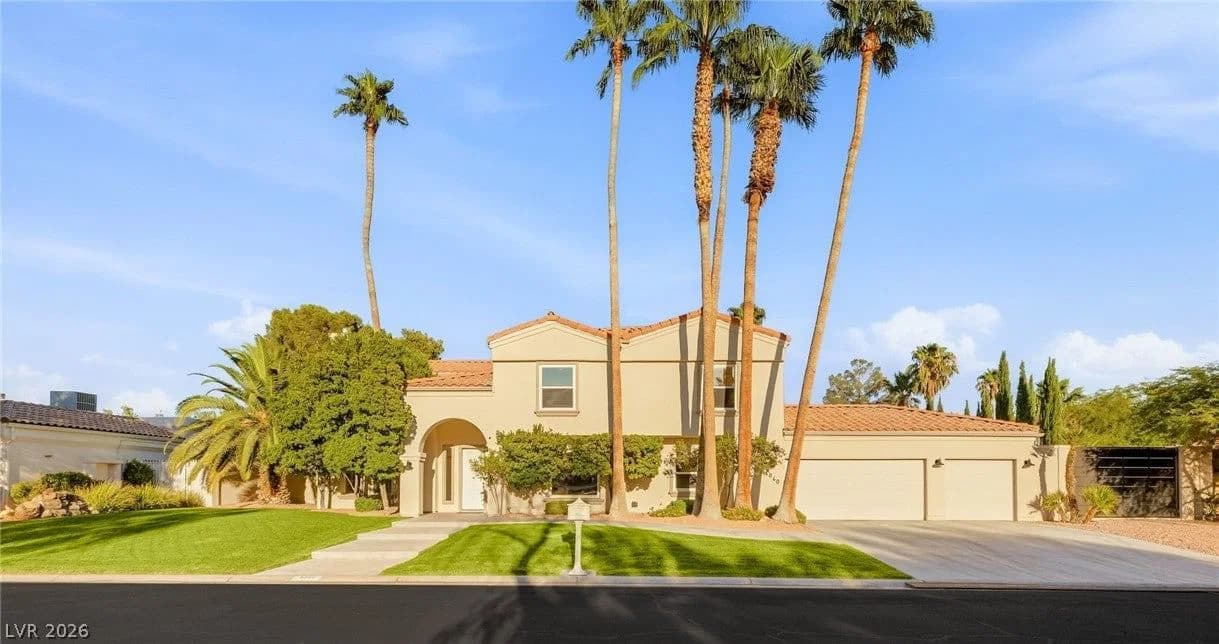 2060 Palm Canyon Court
